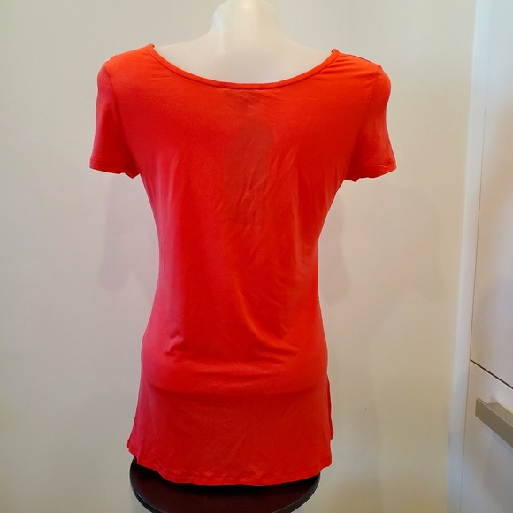Orb Helena Reversible Crisscross Tee in Azalea - Picture 4 of 5